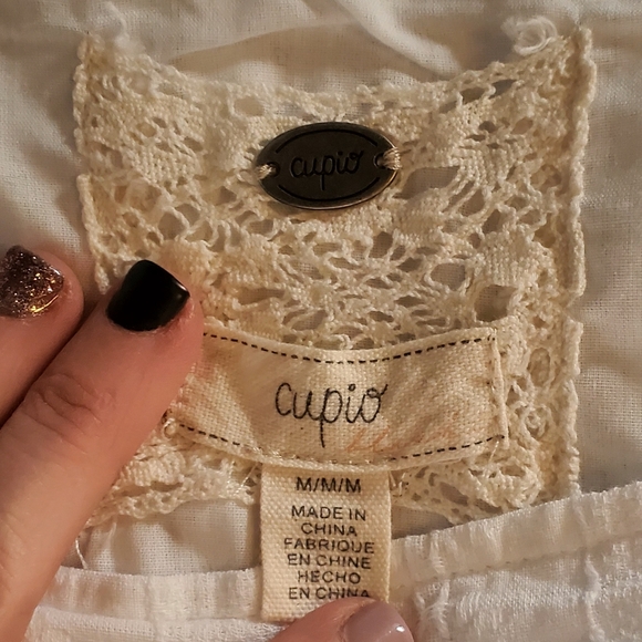 Cupio Dresses & Skirts - Cupio White Puff Sleeve Mini Dress